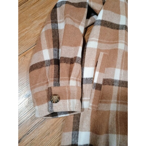 Time And Tru Jacket Womens 3XL Tan White Plaid Shacket Flap Pockets Button Up - Picture 5 of 7